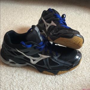 Women’s Volleyball Shoes Mid Condition